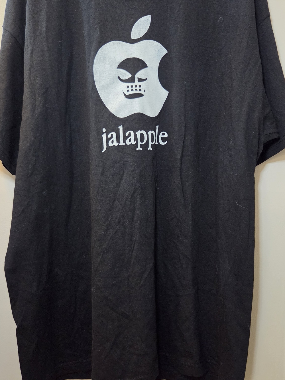 Jalapple Black Men's T-Shirt Y2k Parody Size XL